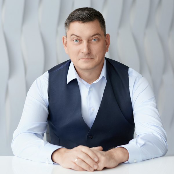 Максим Батырев